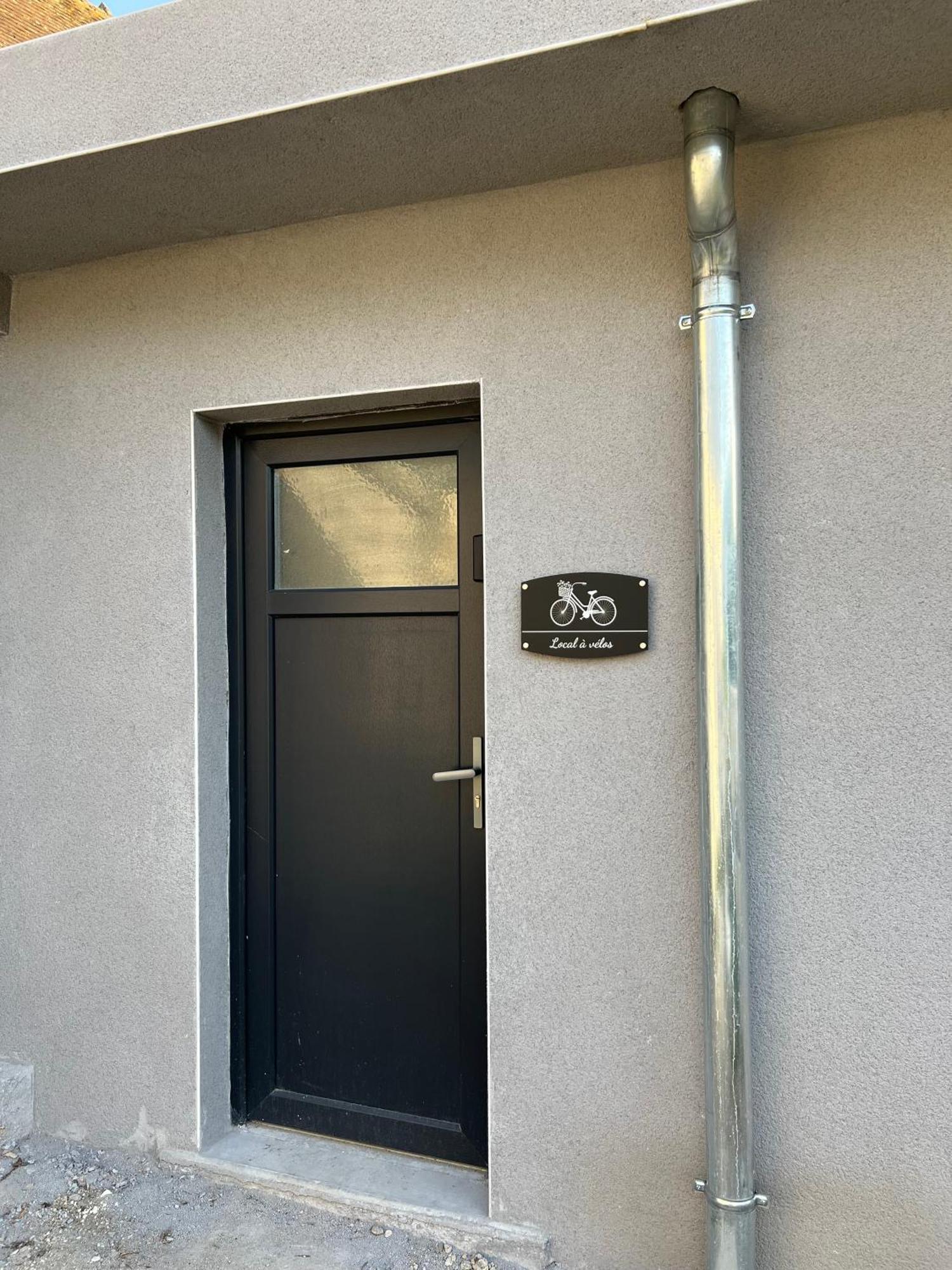 Appartement Les Haltes de la Rive Gauche à Sury-pres-Lere Extérieur photo